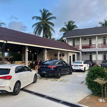 Lakse Inn Homestay Kampong Pengkalan Maras 外观 照片