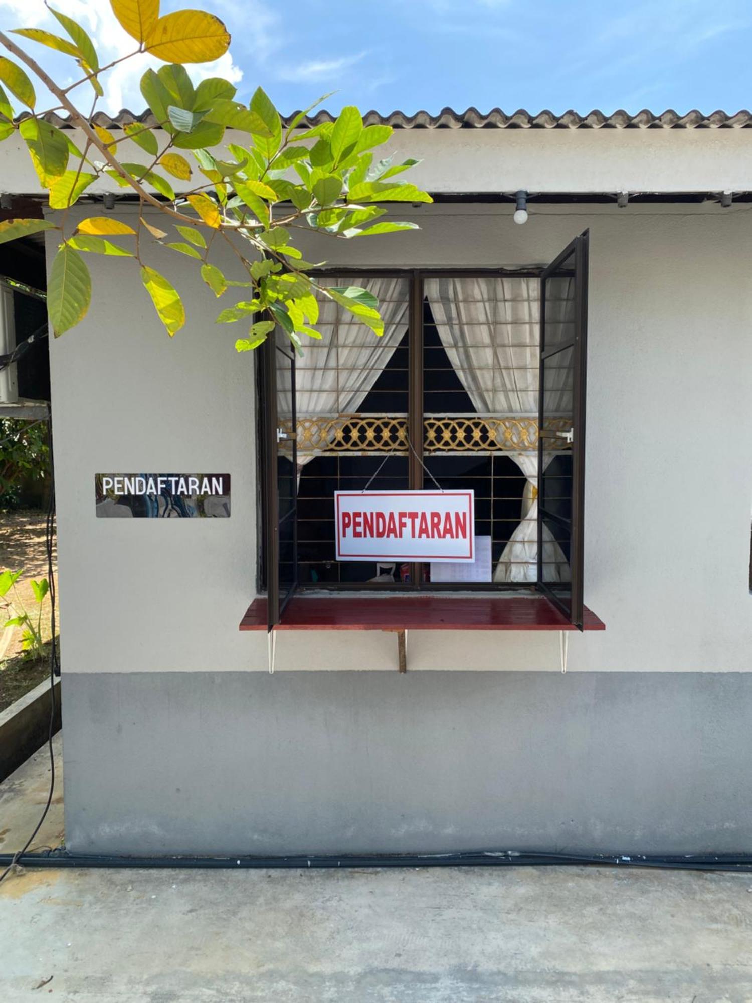 Lakse Inn Homestay Kampong Pengkalan Maras 外观 照片