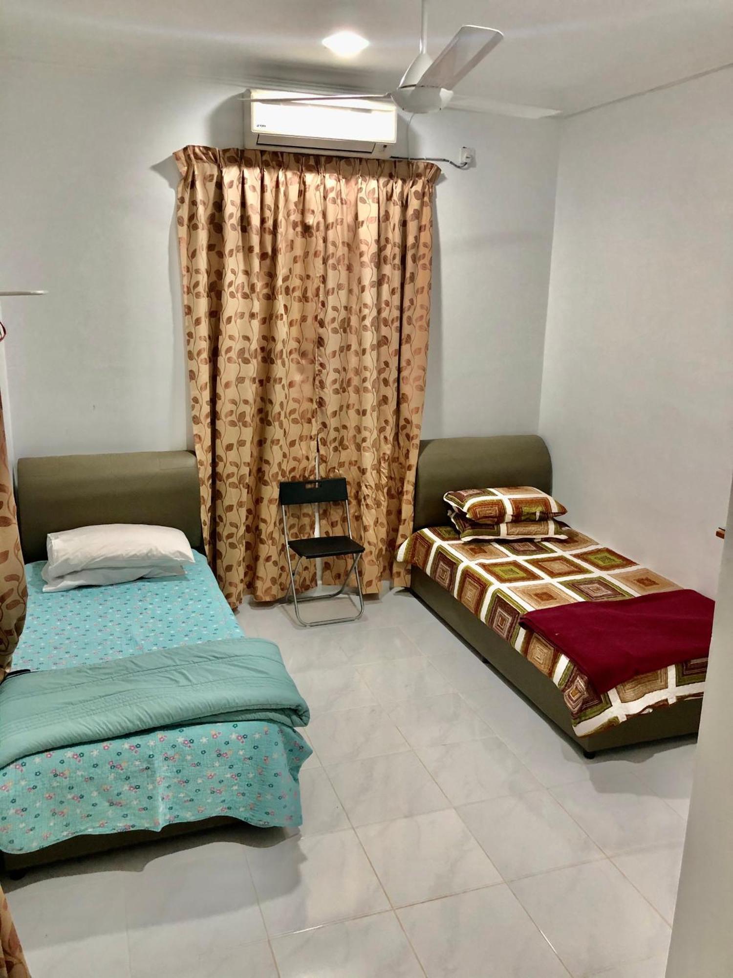 Lakse Inn Homestay Kampong Pengkalan Maras 外观 照片