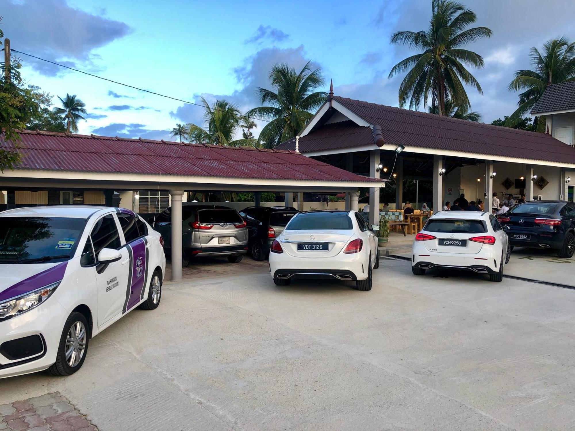 Lakse Inn Homestay Kampong Pengkalan Maras 外观 照片