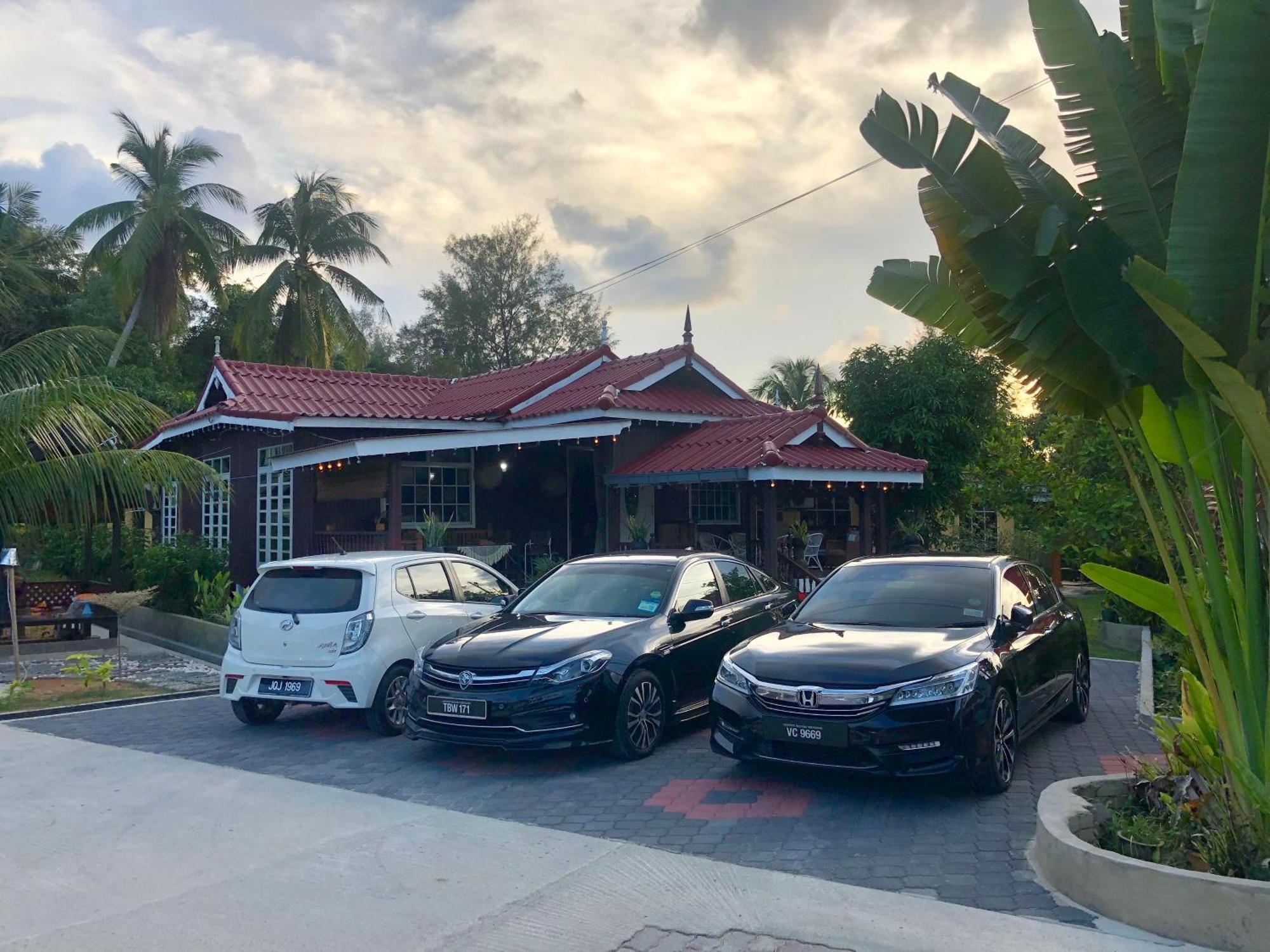 Lakse Inn Homestay Kampong Pengkalan Maras 外观 照片